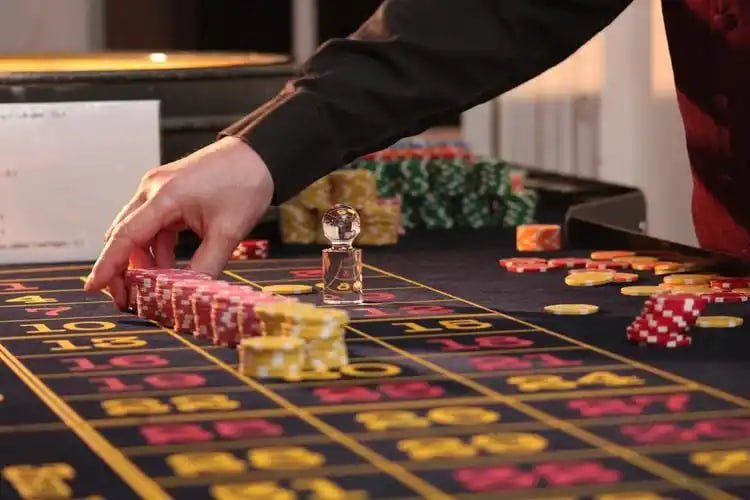 Multi-game dashboard displaying live casino tables and sports markets interface